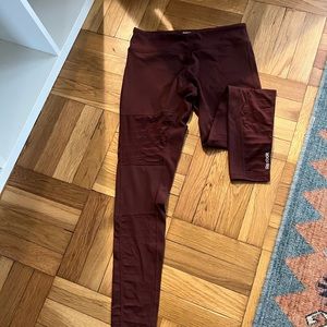 Reebok wine mesh leggings